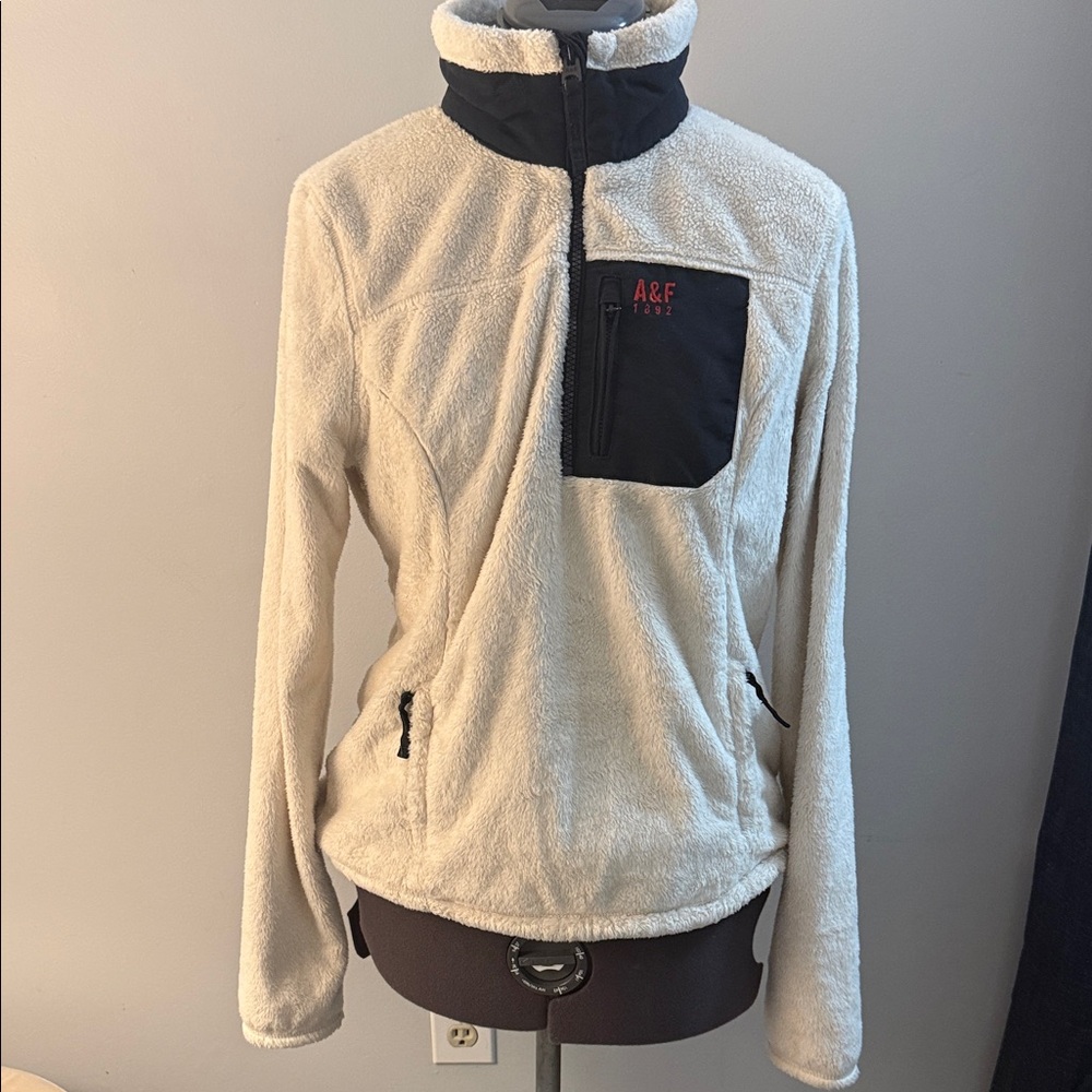 Abercrombie & Fitch Cream and Black Fleece Hoodie